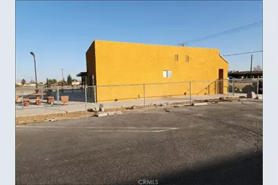 14628 Main, Hesperia, CA 92345 - Photo 3
