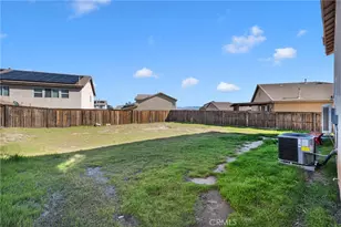 13816 Grant Way, Oak Hills, CA 92344 - Photo 37