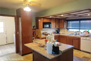 27177 Cahuilla Rd, Apple Valley, CA 92307 - Photo 5