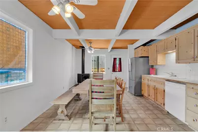 150 Los Angeles, Sugarloaf, CA 92386 - Photo 7