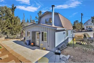 150 Los Angeles, Sugarloaf, CA 92386 - Photo 21