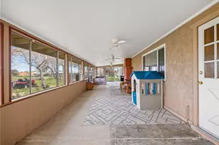 17740 Linden, Hesperia, CA 92345 - Photo 25