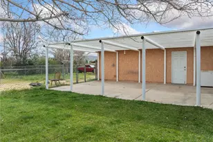 17740 Linden, Hesperia, CA 92345 - Photo 7