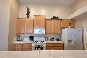 13640 Summit View St, Hesperia, CA 92344 - Photo 7