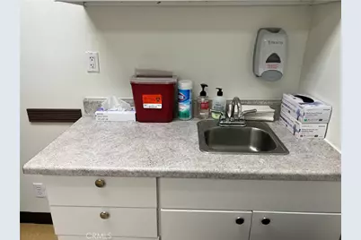 12998 Hesperia Road #101, Victorville, CA 92395 - Photo 15