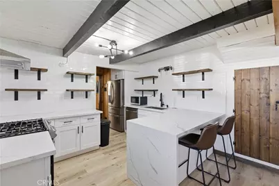 42672 Cougar Road, Big Bear Lake, CA 92315 - Photo 9