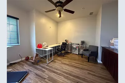 10265 Cotoneaster Street, Apple Valley, CA 92308 - Photo 33