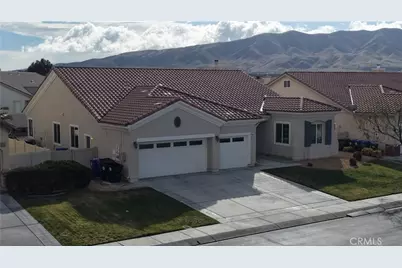 10265 Cotoneaster Street, Apple Valley, CA 92308 - Photo 1