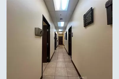 12998 Hesperia Road #203, Victorville, CA 92395 - Photo 15