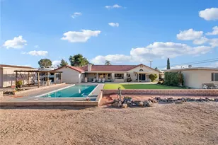 19544 Oneida, Apple Valley, CA 92307 - Photo 7