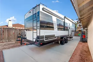 19544 Oneida, Apple Valley, CA 92307 - Photo 55