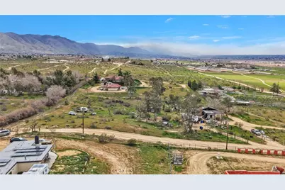 20375 Wadena, Apple Valley, CA 92308 - Photo 3