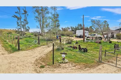 20375 Wadena, Apple Valley, CA 92308 - Photo 7