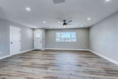 16469 Chippewa, Apple Valley, CA 92307 - Photo 17