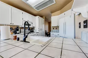 7170 Joshua, Oak Hills, CA 92344 - Photo 43