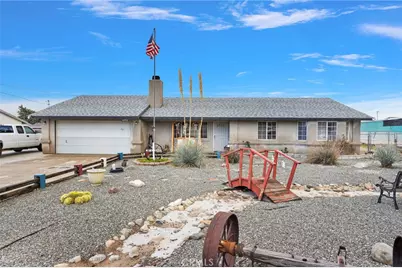 10753 Locust, Hesperia, CA 92345 - Photo 3