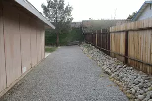 16999 Lorene Dr, Victorville, CA 92395 - Photo 31