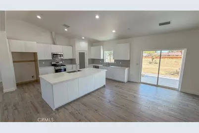 14416 Ricaree Road, Apple Valley, CA 92307 - Photo 7