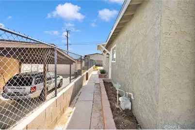 912 Kelly, Barstow, CA 92311 - Photo 33