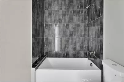 15179 Olive St, Hesperia, CA 92345 - Photo 35