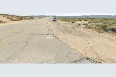 100 W Dawn Road, Rosamond, CA 93560 - Photo 7