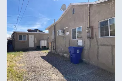 515 Clark, Barstow, CA 92311 - Photo 3