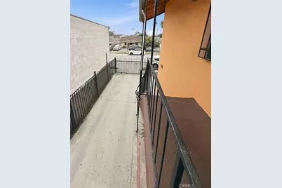 235 E 87th Street, Los Angeles, CA 90003 - Photo 7