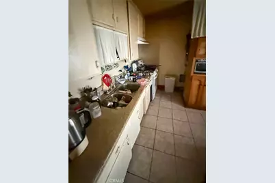 235 E 87th Street, Los Angeles, CA 90003 - Photo 15