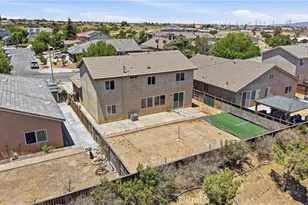 13855 Jackson St, Oak Hills, CA 92344 - Photo 47