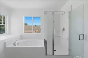 13855 Jackson St, Oak Hills, CA 92344 - Photo 27