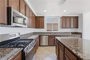 13855 Jackson St, Oak Hills, CA 92344 - Photo 9