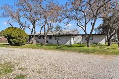 11441 Hemlock, Hesperia, CA 92345 - Photo 3