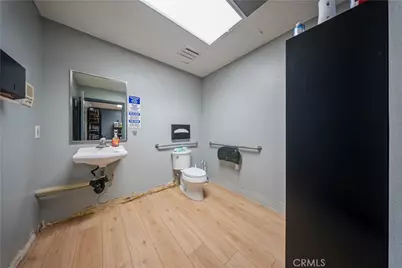 12284 Industrial Blvd #2, Victorville, CA 92395 - Photo 9