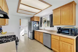 32361 Spinel, Lucerne Valley, CA 92356 - Photo 13