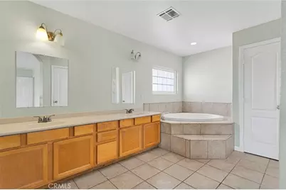 15876 Dale Evans, Apple Valley, CA 92307 - Photo 17