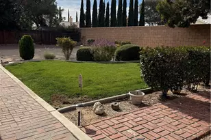 12574 Sarsi Ct, Apple Valley, CA 92308 - Photo 7