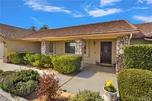 12574 Sarsi Ct, Apple Valley, CA 92308 - Photo 3
