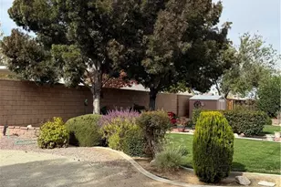 12574 Sarsi Ct, Apple Valley, CA 92308 - Photo 31