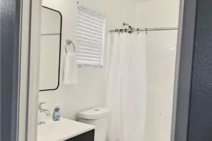 10580 Wakefield St, Adelanto, CA 92301 - Photo 9