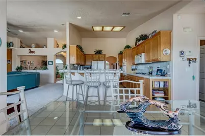 8605 Cantel Court, Oak Hills, CA 92344 - Photo 21