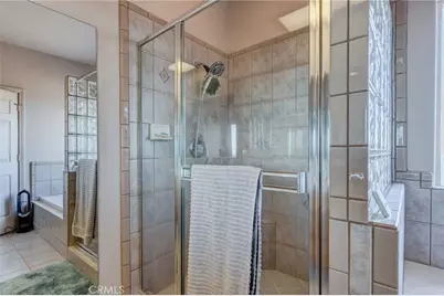 8605 Cantel Court, Oak Hills, CA 92344 - Photo 33