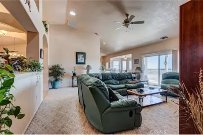 8605 Cantel Court, Oak Hills, CA 92344 - Photo 15