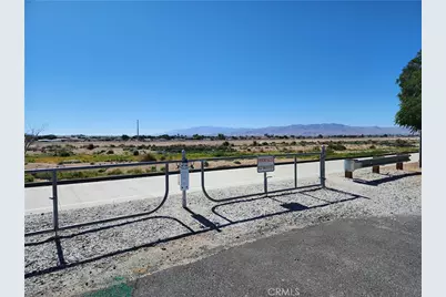 18663 Arrowhead Trail, Victorville, CA 92395 - Photo 3