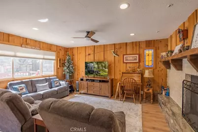 803 Robinhood Boulevard, Big Bear City, CA 92314 - Photo 9