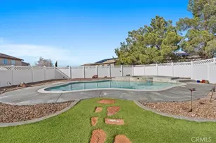 13944 Clydesdale Run Ln, Victorville, CA 92394 - Photo 29