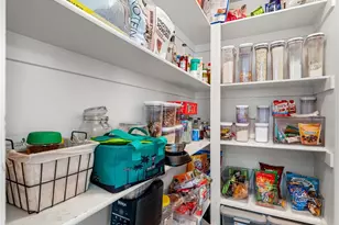 17557 Caprice, Victorville, CA 92395 - Photo 15