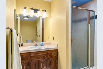 13916 Burning Tree Drive, Victorville, CA 92395 - Photo 37