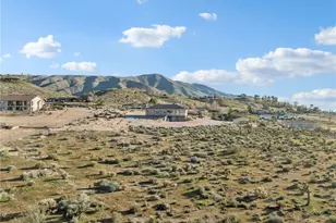 21972 Ocotillo Way, Apple Valley, CA 92308 - Photo 13