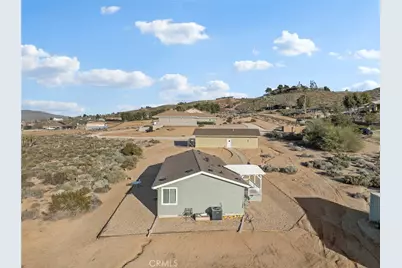 21972 Ocotillo Way, Apple Valley, CA 92308 - Photo 9