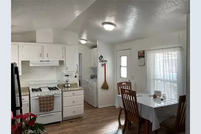 22020 Nisqually Road #73, Apple Valley, CA 92308 - Photo 7